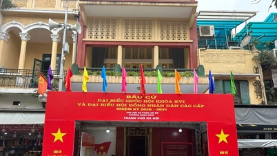 ទីតាំងប្រវត្តិសាស្ត្រជាច្រើននៅក្នុងទីក្រុងហាណូយត្រូវបានជ្រើសរើសជាការិយាល័យបោះឆ្នោត។