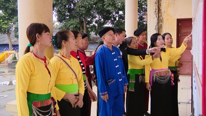 A hanoi etnikai kisebbségi közösségek szorgalmasan készülődnek a „nemzeti fesztiválra”.