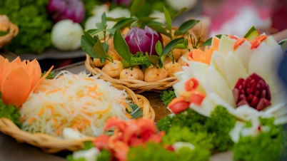 Discover delicious, affordable food spots in Hue for just 10,000 VND.