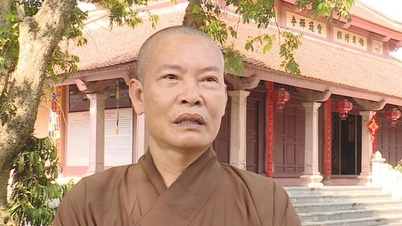 Hanoi: Komuniti Buddha di ibu kota menjunjung tinggi semangat "Melindungi negara dan memastikan kesejahteraan rakyat" semasa perayaan besar.