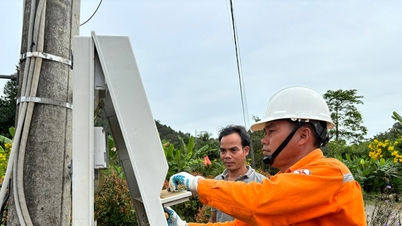 Lam Dong Power Company sprer bevissthet om strømsparing i lokalsamfunnet.