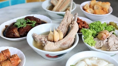 10 läckra rätter du inte får missa när du besöker Singapore.