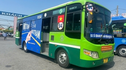 Hô Chi Minh-Ville : De nombreuses compagnies de transport de passagers à itinéraire fixe augmentent le prix de leurs billets.
