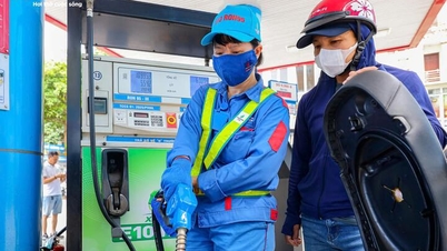Thủ tướng đề nghị đưa thuế môi trường xăng dầu về 0 đồng