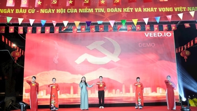 Khuong Dinh: Difundiendo el espíritu electoral a través de la noche de espectáculos culturales "Festival Nacional"