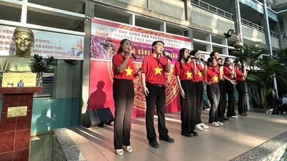 Ho Chi Minh-stadens teaterscen förändras gradvis: Släpp lös kreativiteten.