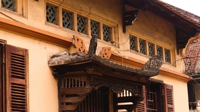 Discover unique architectural features in two villages of Northern Vietnam.