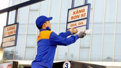 Giá xăng, dầu tiếp tục điều chỉnh