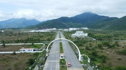 Da Nang High-Tech Park tiltrekker seg investeringer på over 1,7 milliarder dollar.