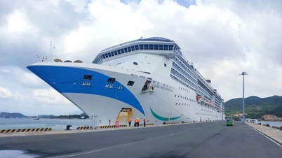 Khanh Hoa, 2200'den fazla turisti taşıyan uluslararası bir yolcu gemisini ağırladı.