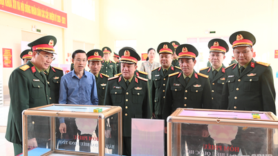 Militärregion 3 inspekterar valförberedelser i Quang Ninh.