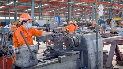 Bearbetning och tillverkning spelar en ledande roll i industriell tillväxt.
