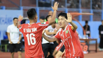 Xuan Truong brille, Truong Tuoi Dong Nai remporte la victoire contre Khanh Hoa lors du match « super classique » : s'assurant fièrement la première place.