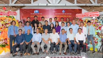 វិចិត្រករ - សាក្សីនៃសម័យកាល។