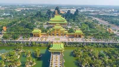 ព្រះបរមរាជវាំងមាសដាយណាំ៖ អគារសាសនាទំហំ 5,000 ម៉ែត្រការ៉េ តុបតែងលម្អដោយមាស 24K និងមានស្ថាបត្យកម្មរាងការ៉េ និងរង្វង់មូលតែមួយគត់។