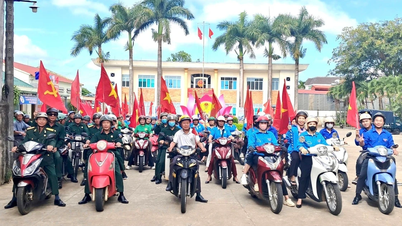 ຖົ໋ງເຍິດ ເປີດຕົວການໂຄສະນາຫາສຽງ ແລະ ການແຫ່ຂະບວນເລືອກຕັ້ງ.