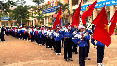 សង្កាត់អានភូ (An Phu) បានបើកយុទ្ធនាការឃោសនាបោះឆ្នោតក្នុងពេលដំណាលគ្នា។