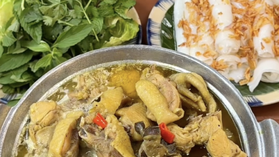 خورش مرغ که حتماً باید شامل خمیر میگو باشد، جنجال زیادی را در بین مردم نِگه آن برانگیخته است.
