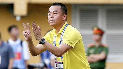 Het spannende programma van de V-League vandaag: coach Tran Tien Dai staat voor een 'vurige' confrontatie met coach Huynh Duc. Zal PVF-CAND zich uit de onderste regionen weten te werken?