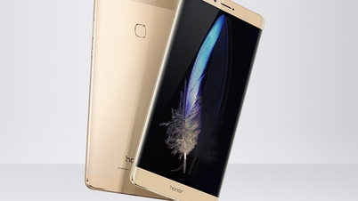 Honor Note 8: Un smartphone mid-range de 6,6 inci cu 4 GB de RAM.