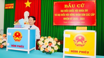 Centro de votación n.° 20, grupo electoral n.° 3, distrito de Quy Nhon Nam: Una animada celebración nacional.