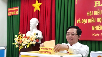 Ho Quoc Dung miniszterelnök-helyettes részt vesz a választásokon Gia Lai tartomány Quy Nhon Nam választókerületében.
