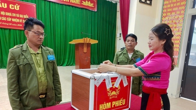 Son Lam Commune، Nghe An Province: پہلے دن ووٹروں کے ٹرن آؤٹ کی بلند شرح حاصل ہوئی۔