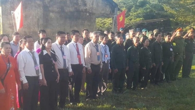 Masyarakat minoritas etnis di La Dạ secara aktif pergi ke tempat pemungutan suara untuk memberikan suara dalam pemilihan umum.