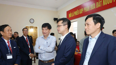 Hai Phong: Um grande festival para todos os moradores do bairro de Dong Hai.