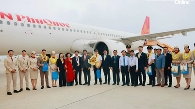 Приветствуем первый прямой рейс авиакомпании Sun PhuQuoc Airways, соединяющий особую экономическую зону Фукуок с Нячангом и провинцией Кханьхоа.