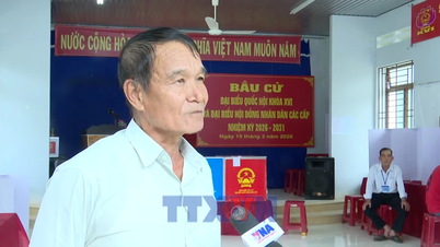 Väljare i de översvämningsdrabbade områdena i Khanh Hoa-provinsen förväntar sig utveckling i sitt hemland.