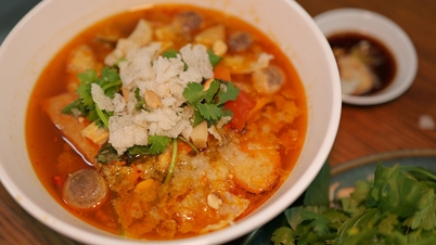 Mama Do podzieliła się przepisem na wegetariańską zupę z makaronem, zaznaczając, że bez fermentowanego tofu w stylu Hue traci ona połowę swojego smaku.