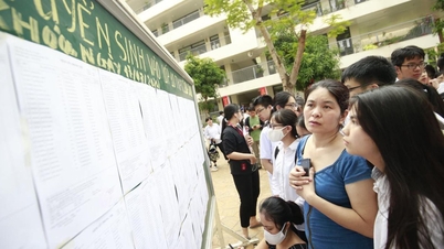 W wielu okręgach Hanoi nie ma jeszcze publicznych szkół średnich.