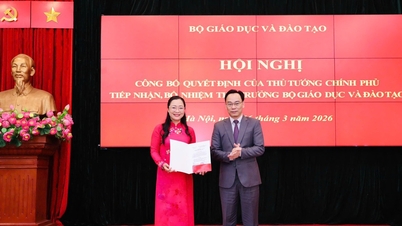 تعلیم و تربیت کے نئے نائب وزیر Nguyen Thi Quyen Thanh: تعلیم انسانی ترقی اور قومی مسابقت کو بڑھانے میں کلیدی کردار ادا کرتی ہے۔