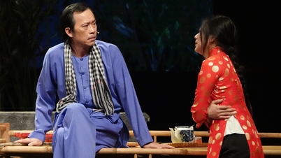 Hoai Linh ve New Stage, Da Nang'a uzun metrajlı oyunlar getiriyor.