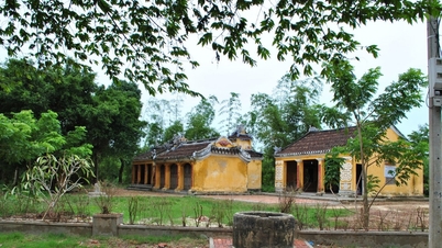 Le site historique du sanctuaire ancestral de l'artisanat de la poterie Nam Dieu.
