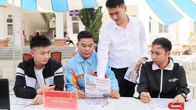 Chieng Hoa munkásokat keres.