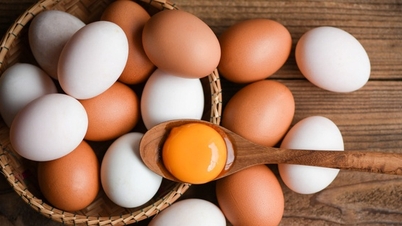 17 remèdes populaires à base d'œufs de poule pour soigner les maux courants.