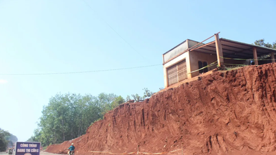 Dong Nai: A Diretoria de Gerenciamento do Projeto pede desculpas após casas de moradores ficarem em situação precária durante obras de reforma viária.