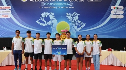 Aan de nationale clubtenniskampioenschappen namen bijna 100 spelers deel.