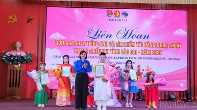 „Concursul de canto în limba engleză și căutarea talentelor artistice ale tinerilor” din provincia Lao Cai din 2026 va fi un eveniment vibrant.