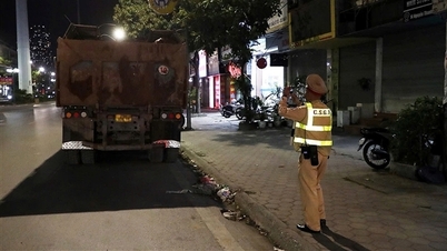 Xử phạt 79 xe tải chở hàng quá tải, làm rơi vãi bùn đất