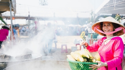 Membangunkan pelancongan daripada penanaman jagung melekit tradisional Cam Nam.