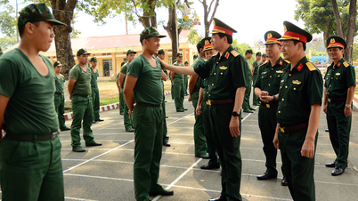 Komandan Korps Angkatan Darat ke-34 memeriksa dan bekerja sama dengan unit-unit di wilayah Selatan.