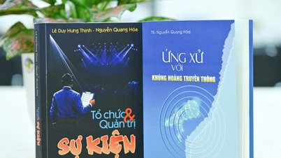 Bøkene om media og journalistikk av Dr. Nguyen Quang Hoa er fascinerende.