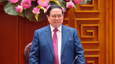 [Video] Thủ tướng yêu cầu không để đứt gãy chuỗi sản xuất cung ứng xăng dầu, nguyên liệu