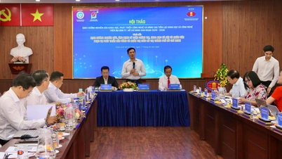 Des solutions pour renforcer le rôle de la science et de la théorie dans le développement de Hô Chi Minh-Ville.