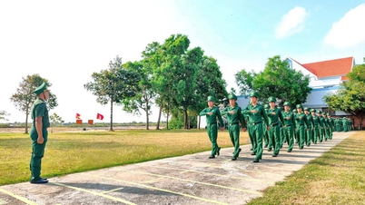 New recruits in the border guard force undergo training to mature.