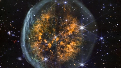 NASA a publicat o imagine a unei nebuloase în formă de creier care orbitează o stea „pe moarte”.