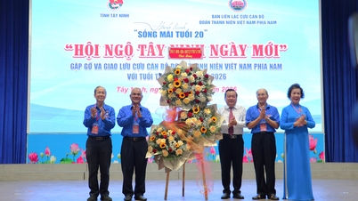 Former officials of the Vietnam Youth Union inspire the younger generation in Tay Ninh.